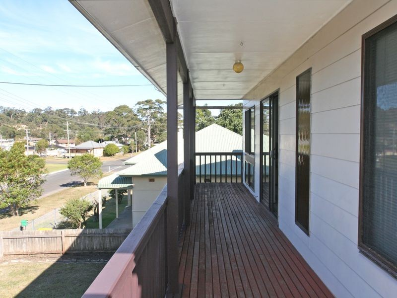 41 Iverison Road, Sussex Inlet NSW 2540