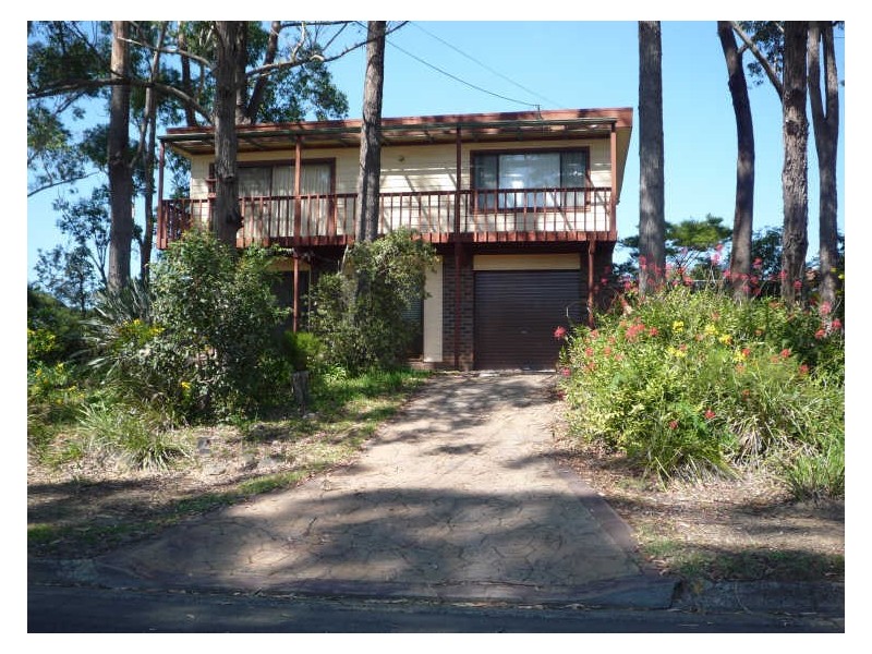 11 Tradewinds Avenue, Sussex Inlet NSW 2540