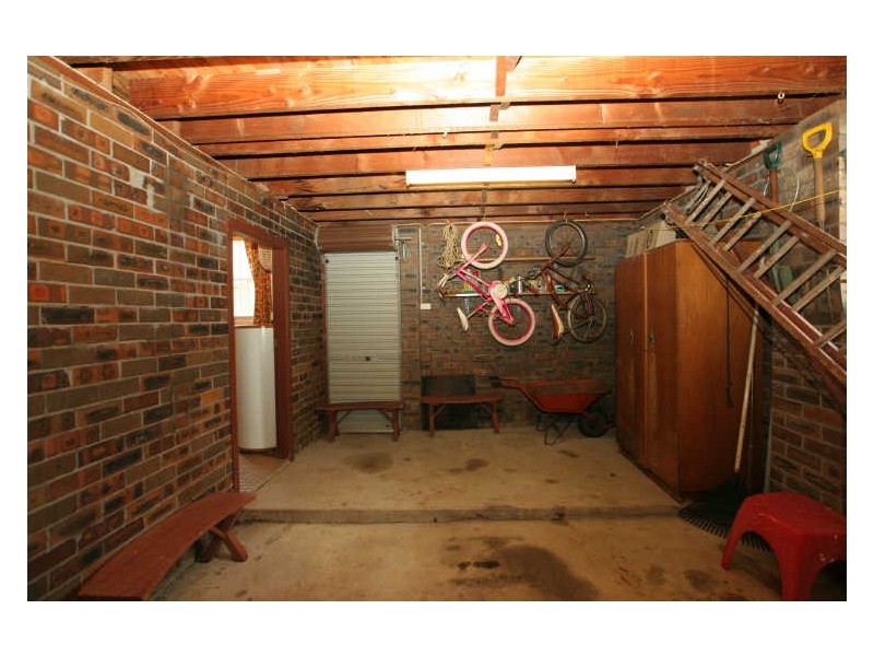 11 Tradewinds Avenue, Sussex Inlet NSW 2540