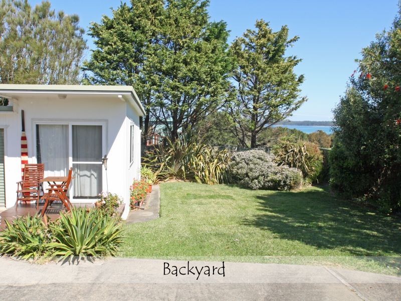 16 Surfway Avenue, Berrara NSW 2540