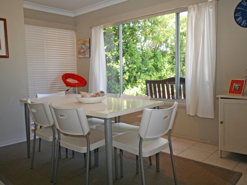 16 Surfway Avenue, Berrara NSW 2540