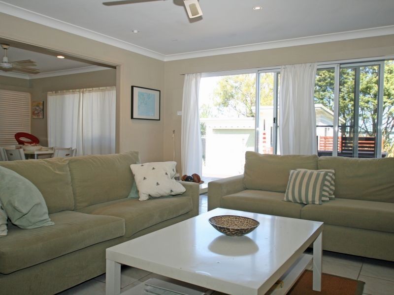 16 Surfway Avenue, Berrara NSW 2540