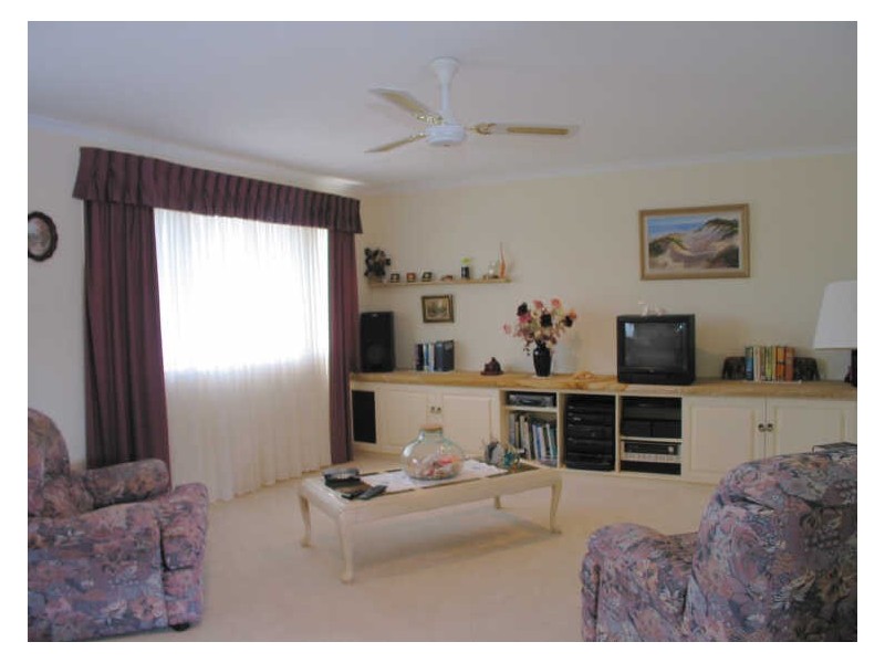 14 Cormorant Avenue, Sussex Inlet NSW 2540