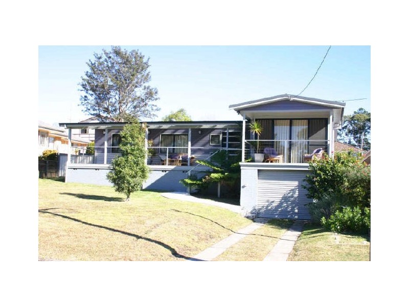 14 Cater Crescent, Sussex Inlet NSW 2540