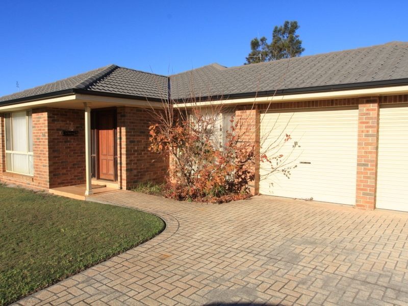 45 Thora Street, Sussex Inlet NSW 2540