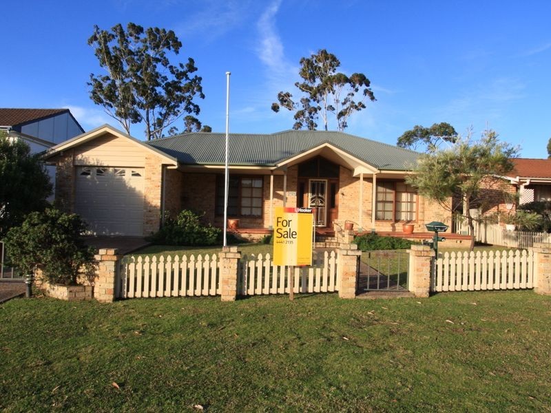 12 Tradewinds Avenue, Sussex Inlet NSW 2540