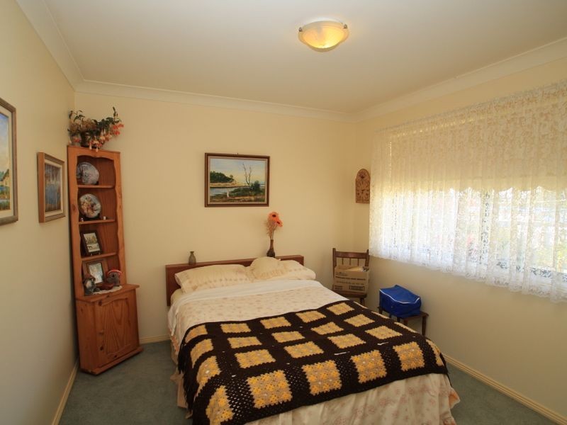 12 Tradewinds Avenue, Sussex Inlet NSW 2540