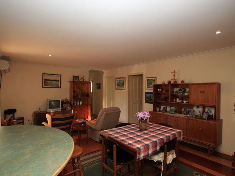 12 Tradewinds Avenue, Sussex Inlet NSW 2540