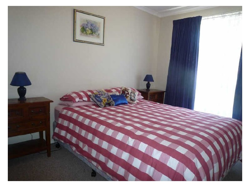 5 Plover Close, Sussex Inlet NSW 2540