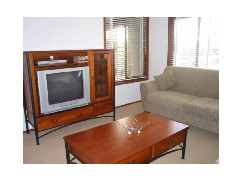 61 Cater Crescent, Sussex Inlet NSW 2540