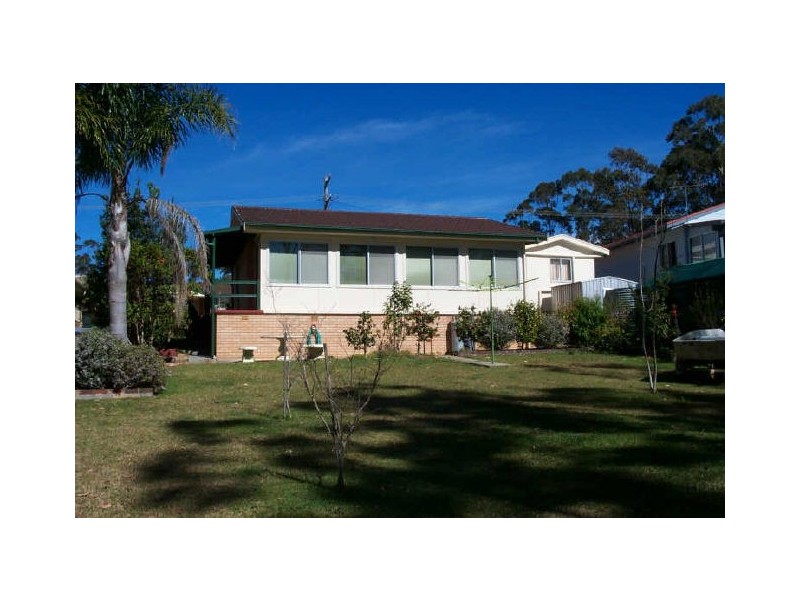102 River Road, Sussex Inlet NSW 2540