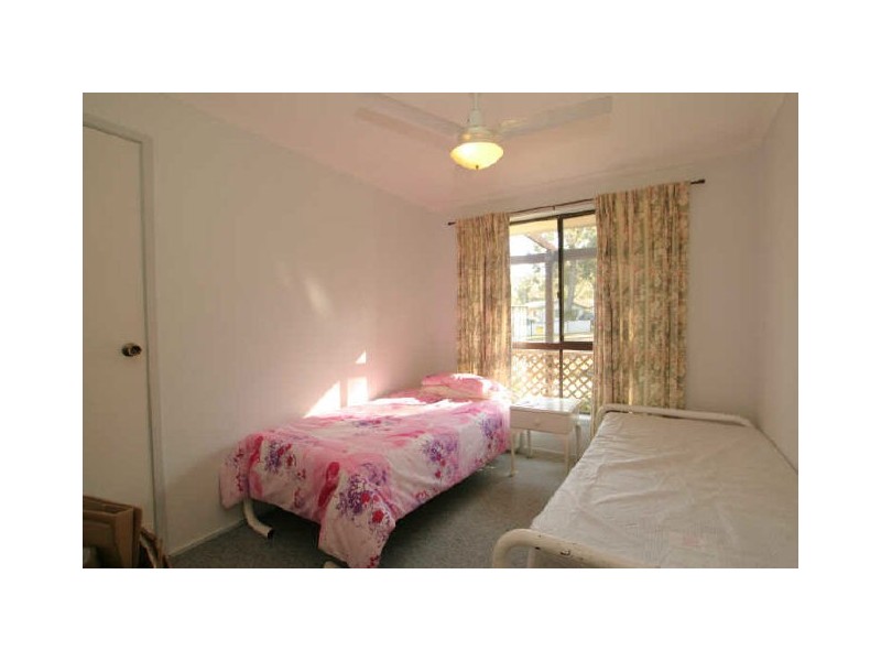 8 Blue Mist Close, Sussex Inlet NSW 2540