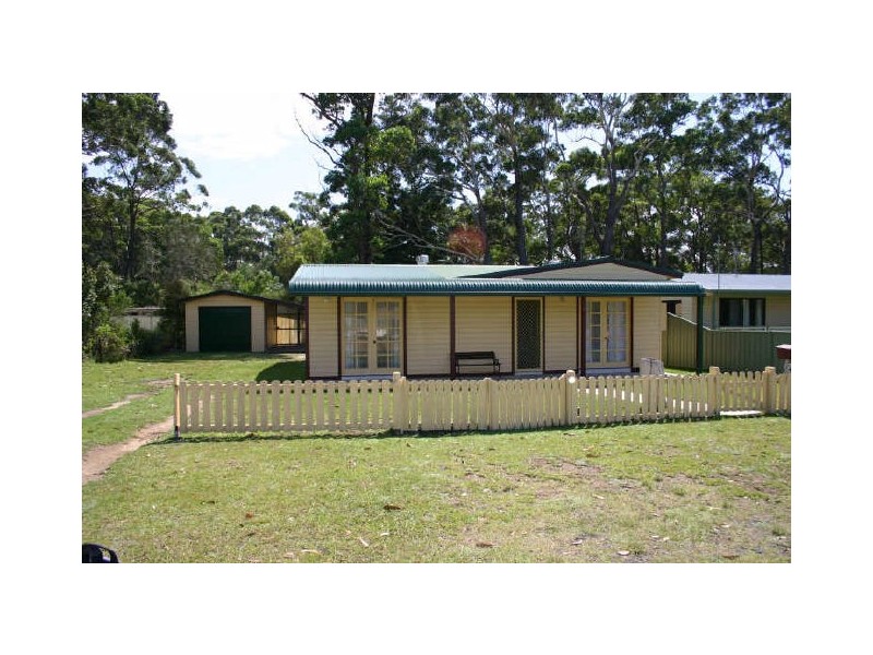 17 Glanville Road, Sussex Inlet NSW 2540