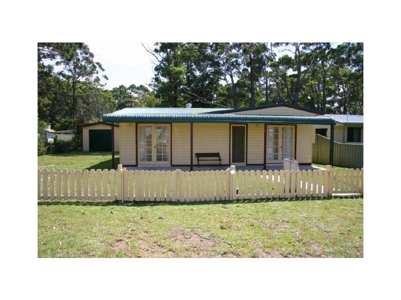 17 Glanville Road, Sussex Inlet NSW 2540