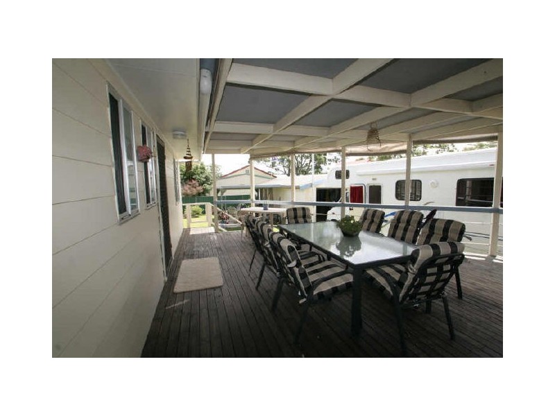 11 Nielson Road, Sussex Inlet NSW 2540