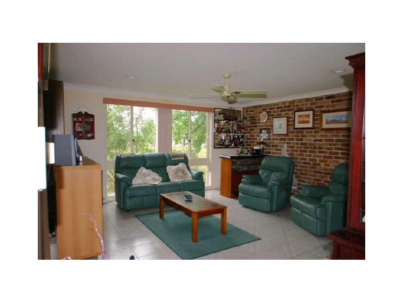 41 Sussex Inlet Road, Sussex Inlet NSW 2540
