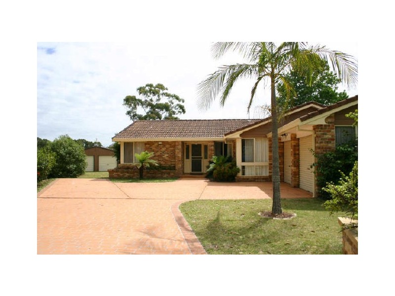 41 Sussex Inlet Road, Sussex Inlet NSW 2540
