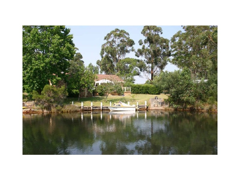 41 Sussex Inlet Road, Sussex Inlet NSW 2540