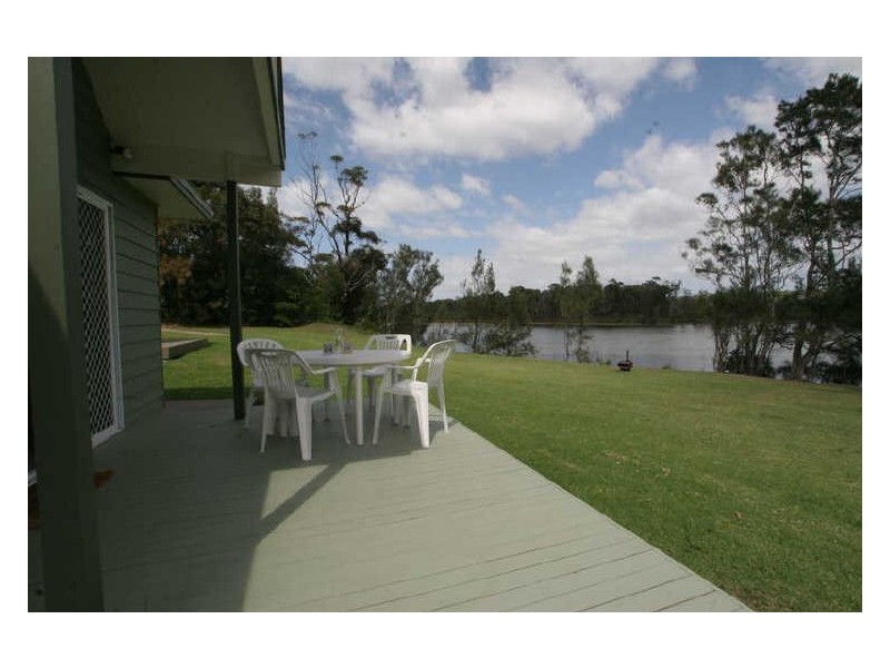 Chalet 7 Berrara Road, Berrara NSW 2540