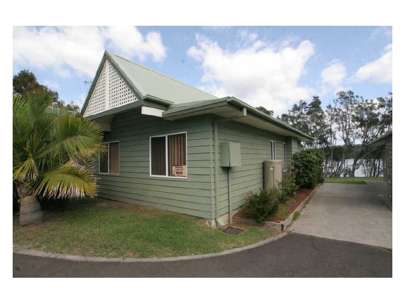Chalet 7 Berrara Road, Berrara NSW 2540