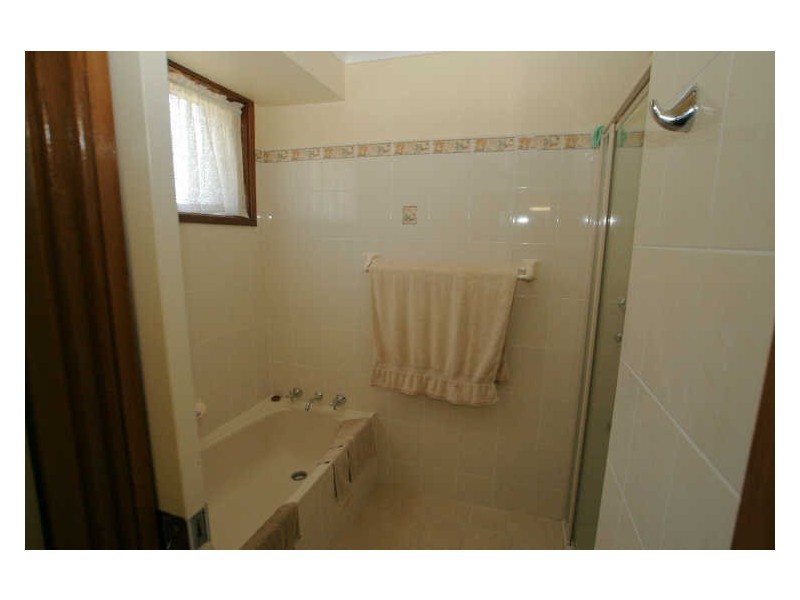 1 Corang Avenue, Sussex Inlet NSW 2540