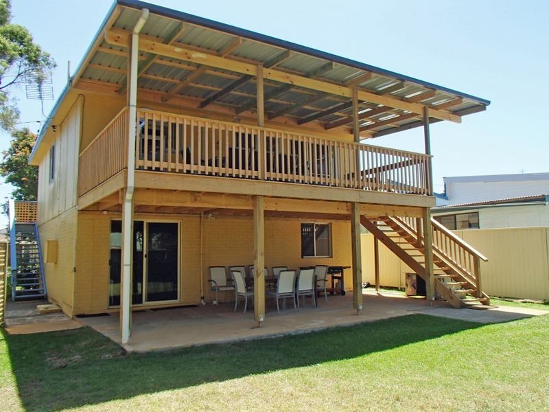 26 Lyons Road, Sussex Inlet NSW 2540