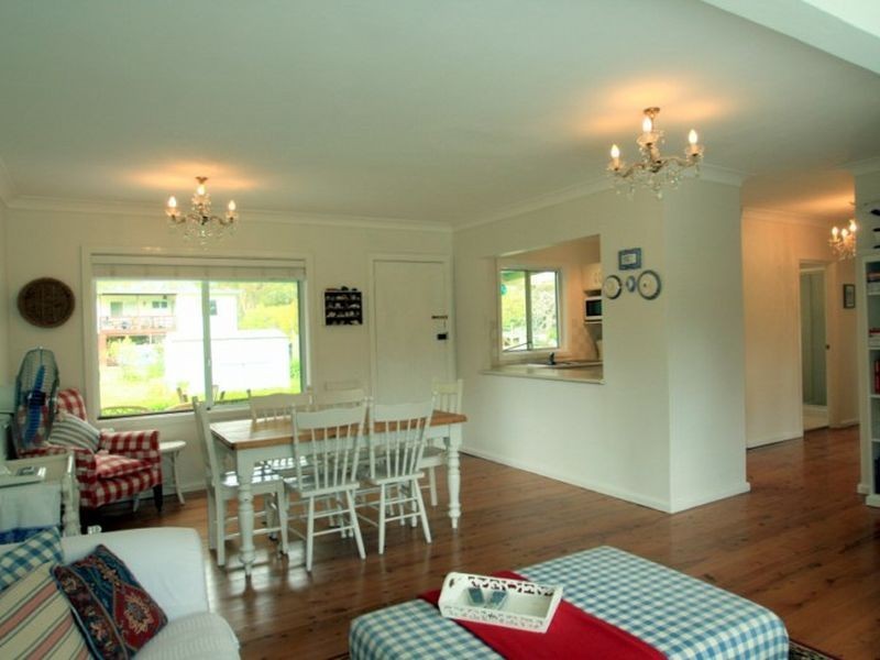 16 Sixth Avenue, Berrara NSW 2540