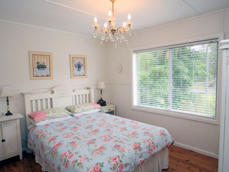 16 Sixth Avenue, Berrara NSW 2540