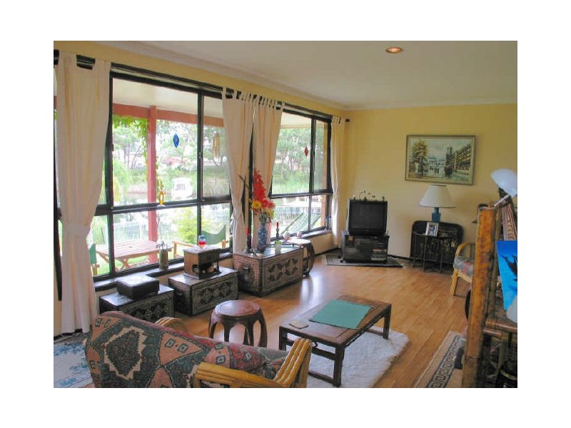 12 Finch Place, Sussex Inlet NSW 2540