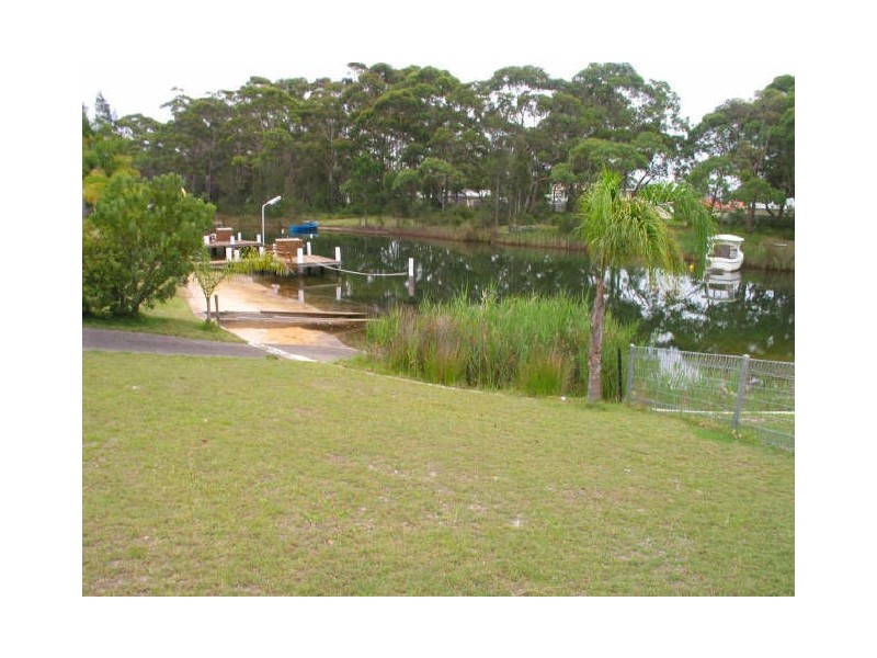 12 Finch Place, Sussex Inlet NSW 2540
