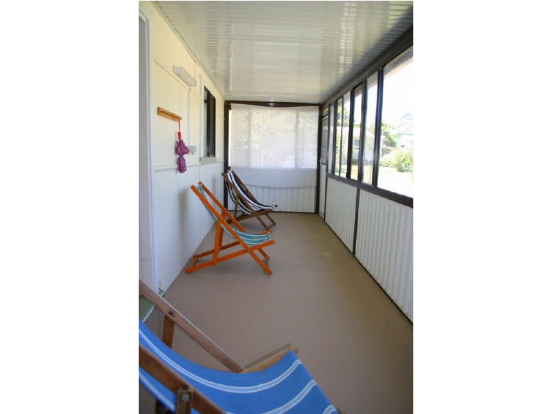 14 Lyons Road, Sussex Inlet NSW 2540
