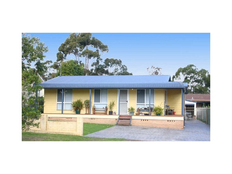 20 Lyons Road, Sussex Inlet NSW 2540