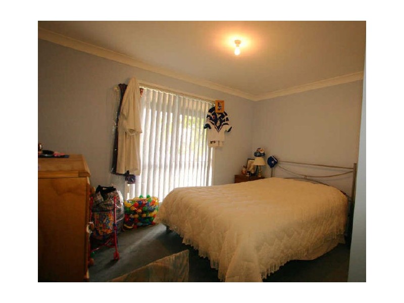 20 Lyons Road, Sussex Inlet NSW 2540