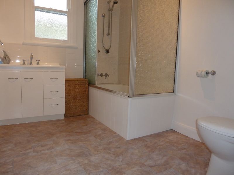 13 Lyons Road, Sussex Inlet NSW 2540