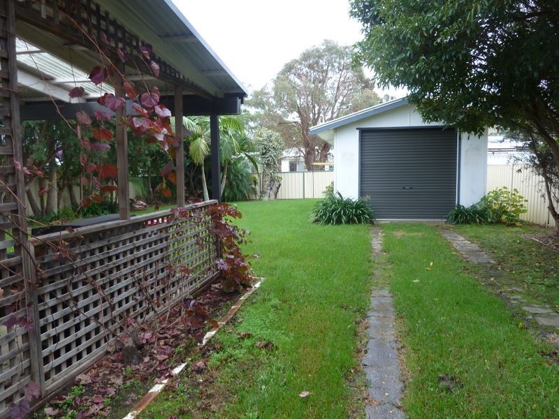 13 Lyons Road, Sussex Inlet NSW 2540