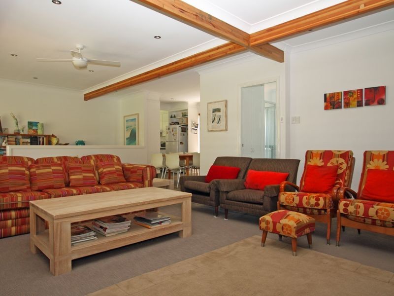 11 Lakeland Avenue, Berrara NSW 2540