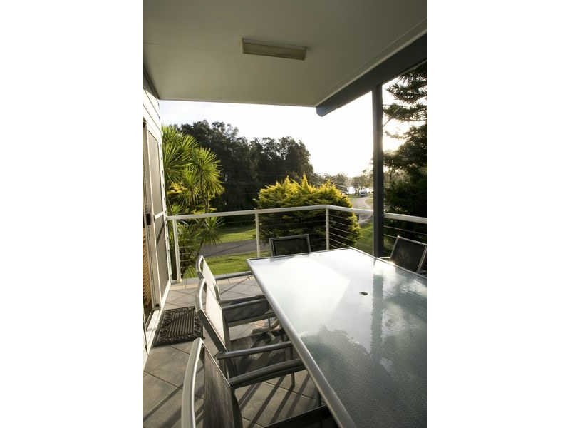 11 Lakeland Avenue, Berrara NSW 2540