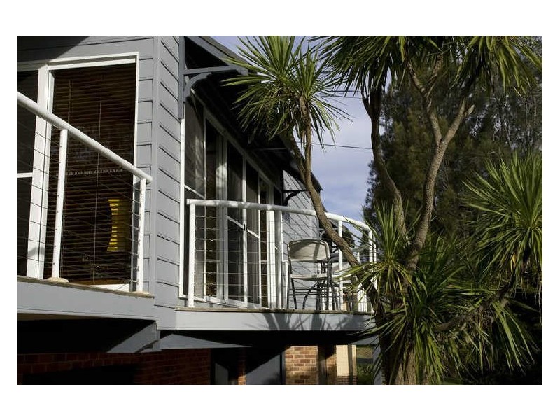 11 Lakeland Avenue, Berrara NSW 2540