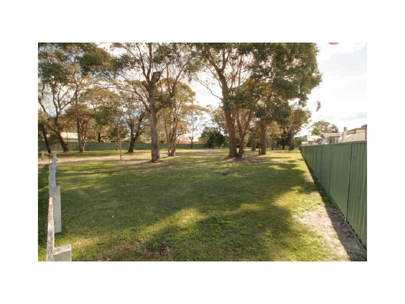 196 River Road, Sussex Inlet NSW 2540