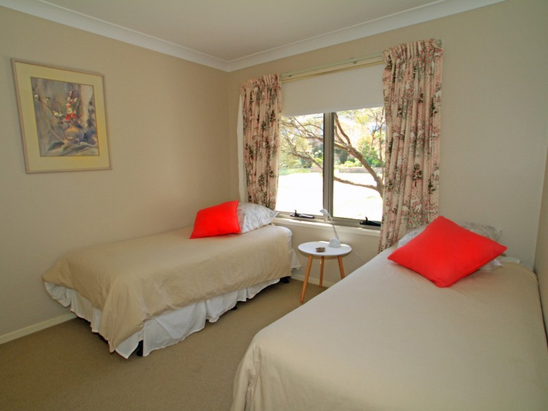 14 Sundowner Avenue, Berrara NSW 2540