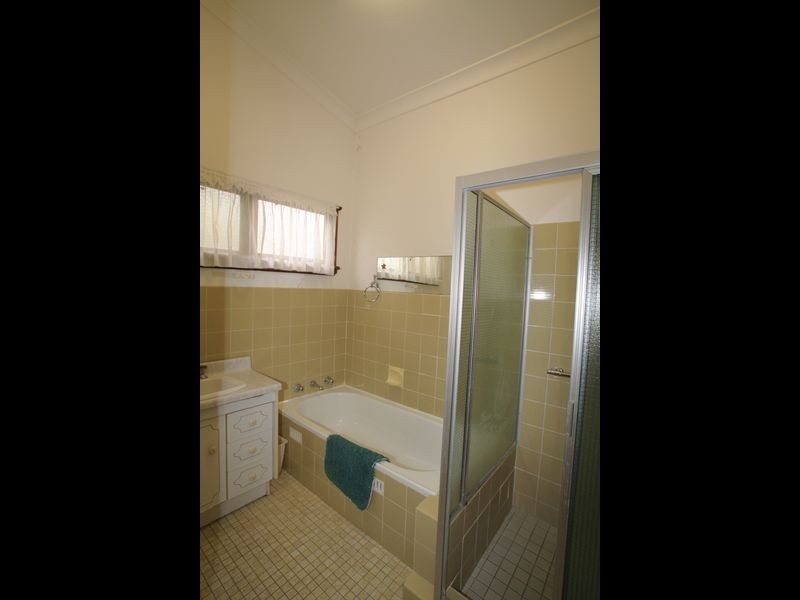 25 Lakeland Avenue, Berrara NSW 2540