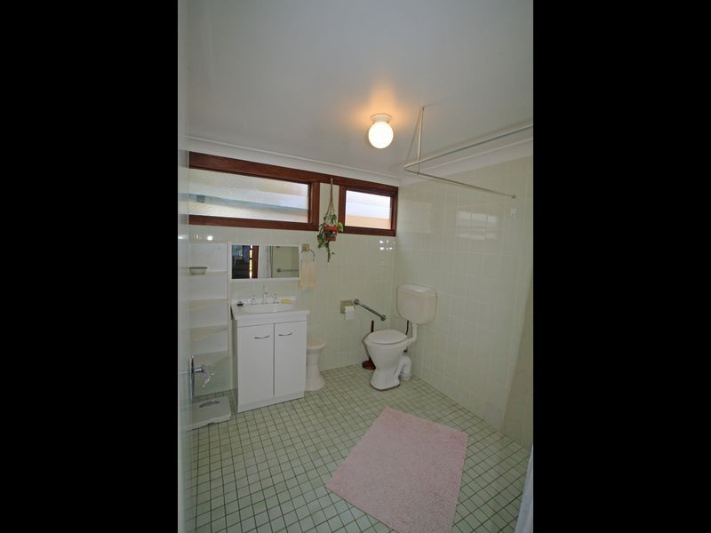 25 Lakeland Avenue, Berrara NSW 2540