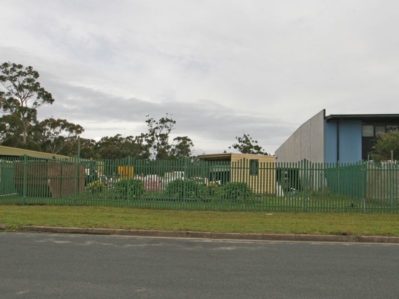 6 Flood Avenue, Sussex Inlet NSW 2540