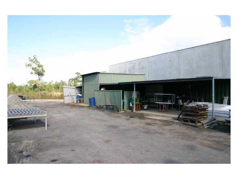 6 Flood Avenue, Sussex Inlet NSW 2540