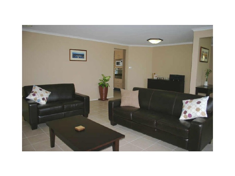 9 Cormorant Ave, Sussex Inlet NSW 2540