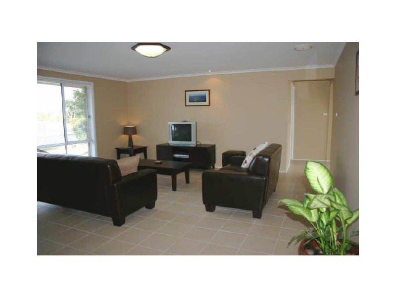 9 Cormorant Ave, Sussex Inlet NSW 2540