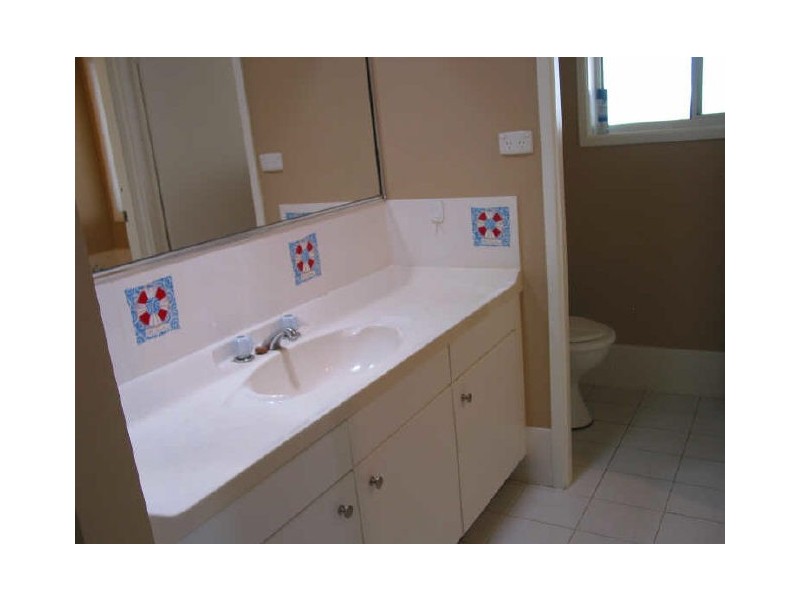 9 Cormorant Ave, Sussex Inlet NSW 2540