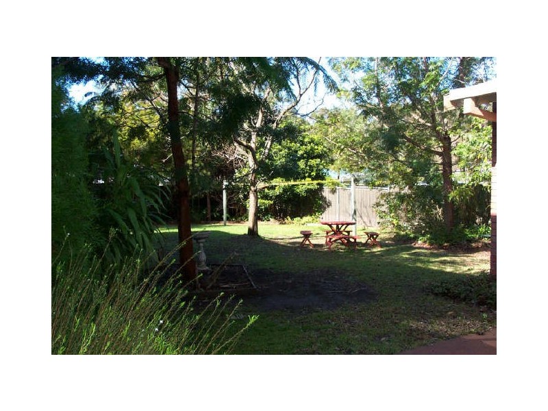 6 Blue Mist Close, Sussex Inlet NSW 2540