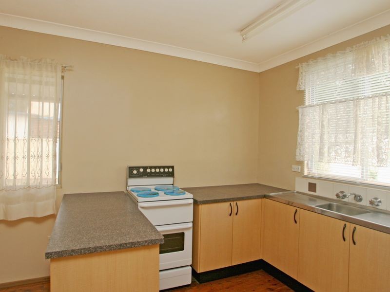 3 Thomson Street, Sussex Inlet NSW 2540