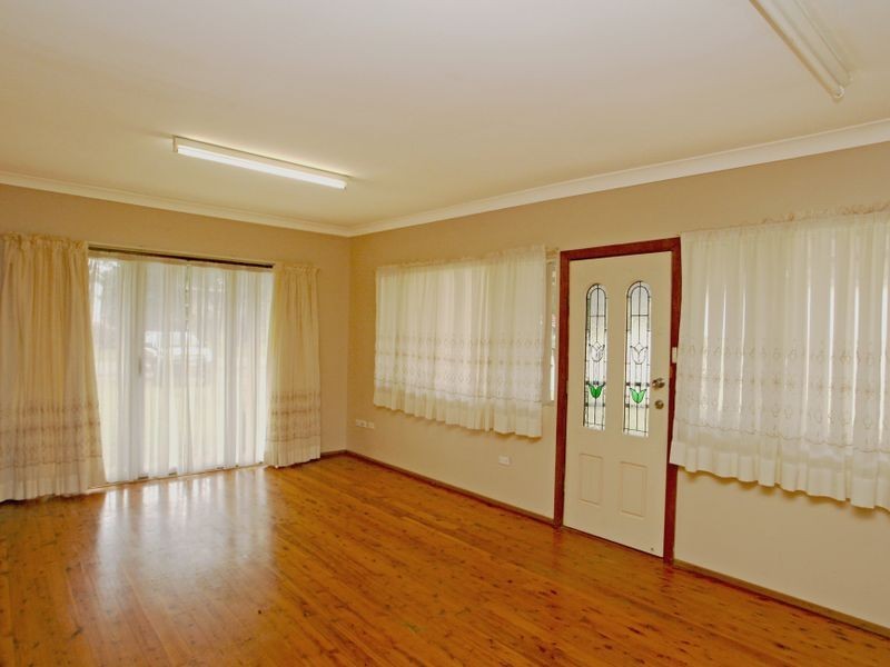 3 Thomson Street, Sussex Inlet NSW 2540